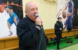 В СОК “Брянск” проходит баскетбольный турнир памяти Константина Казначеева