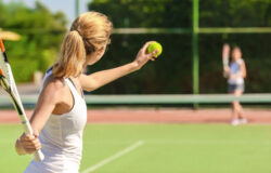 Экипировка для игры в теннис: выбор одежды, кроссовок, ракетки и других аксессуаров